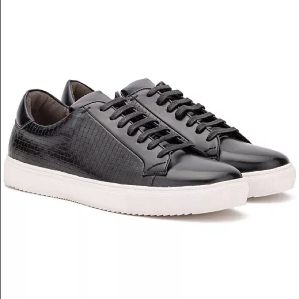 NIB Mens black Philly dress sneakers size 9